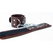 Коричневые кожаные оковы с клепками - БДСМ Арсенал - купить с доставкой во Владикавказе