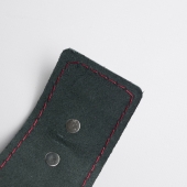 Черные кожаные наручники с красной строчкой - Crazy Handmade - купить с доставкой во Владикавказе