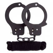 Чёрные наручники из листового металла в комплекте с веревкой BONDX METAL CUFFS LOVE ROPE SET - Dream Toys - купить с доставкой во Владикавказе