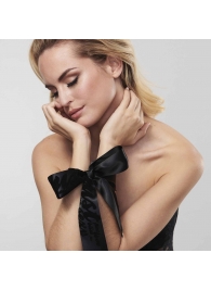 Черные ленты для связывания SILKY SENSUAL HANDCUFFS - Bijoux Indiscrets - купить с доставкой во Владикавказе