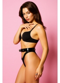 Эффектный черный пояс из лаковой эко-кожи - БДСМ Арсенал - купить с доставкой во Владикавказе