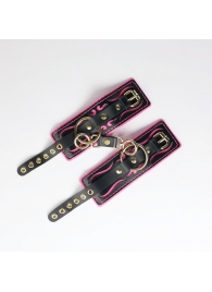 Черные кожаные наручники с розовой строчкой - Crazy Handmade - купить с доставкой во Владикавказе