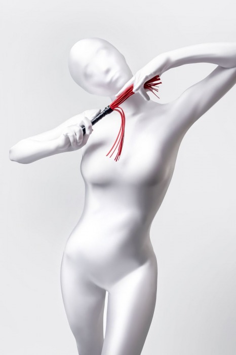 Красно-черный флоггер Anonymo - 28 см. - ToyFa - купить с доставкой во Владикавказе