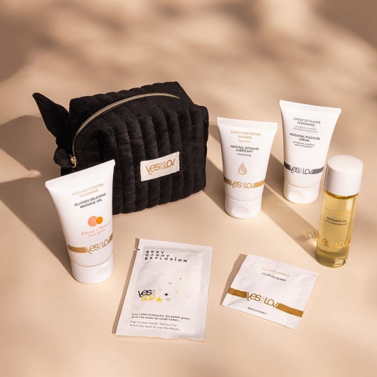 Набор YESforLOV La Trousse Enchantée в черной косметичке - YESforLOV - купить с доставкой во Владикавказе