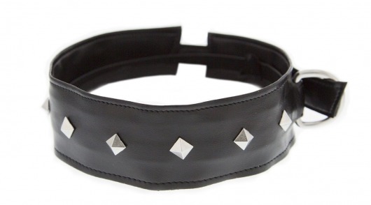 Полиуретановый ошейник с пуклями Collar with Studs - Blush Novelties - купить с доставкой во Владикавказе